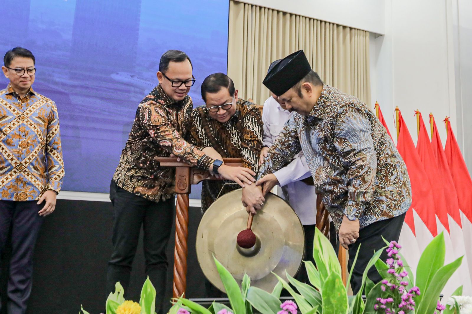 Tindak Lanjut 1